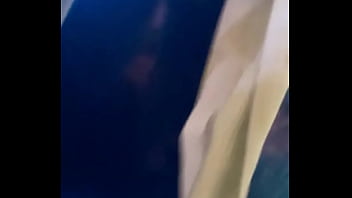 A alguien le gusta esconderse entre las sabanas