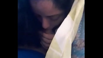 A alguien le gusta esconderse entre las sabanas