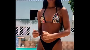 Gostosas do tktok de biquini