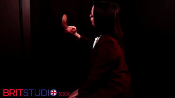 Student sucks cock at the gloryhole