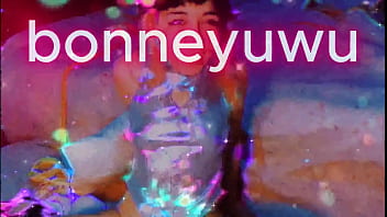 Bonneyuwu 6 50 masturbacion de abajo rock