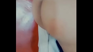 Culona pide que le folle a gritos