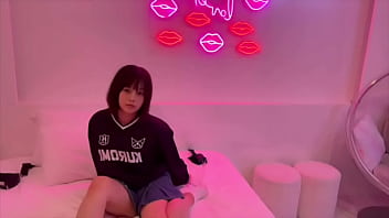 女子大生のオナニーみせます。こんなに変態的なオナニーしてます