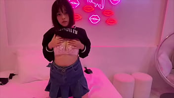 女子大生のオナニーみせます。こんなに変態的なオナニーしてます