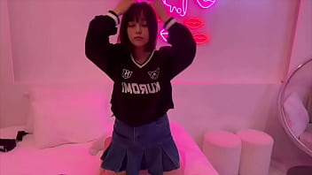 女子大生のオナニーみせます。こんなに変態的なオナニーしてます