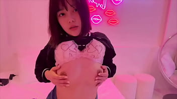 女子大生のオナニーみせます。こんなに変態的なオナニーしてます