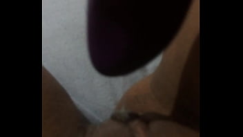 Mojadita jugando con mi vibrador