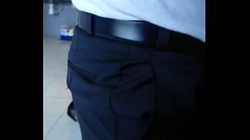 Cojiendo Con Un Empleado Muy Rico thumbnail