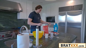 Baking session turns hardcore with a redhead in the kitchen