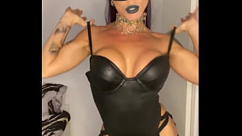 Cosplay "catwoman" super horny spitting cum and playing with huge dildo
