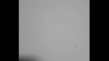 Muro con tetas enormes