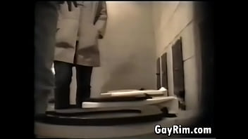 Watching Guys Taking A Piss thumbnail