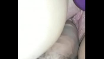 Xoxota melando no pau