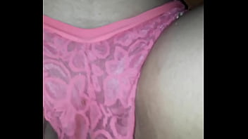 Me mete los dedos para calentarme