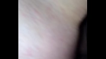 Teen masturbiert und macht es mit anal mit ihrem glasdildo Teen masturbiert und macht es mit anal mit ihrem glasdildo