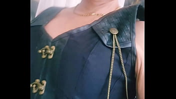 Bonjour toi j'ai très envie de voir ta bite et de la sentir en moi tu viens