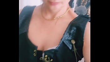 Bonjour toi j'ai très envie de voir ta bite et de la sentir en moi tu viens