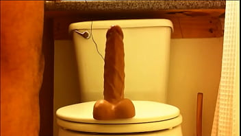 Nalgon Pasivo Verga Dildo Sentones thumbnail