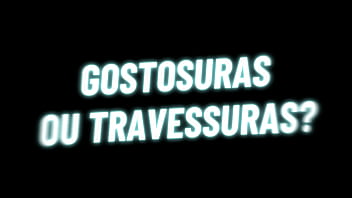 Casada recebe um presente de halloween ela se lambusou com a gostosura