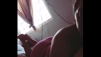 Amiga despues dd un byen baño deseando ser penetrada