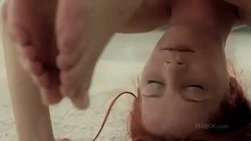 La pelirroja y el yoga