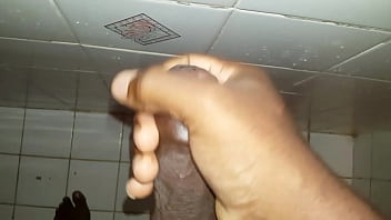 Nonton Professa - Cumshot In The Shower thumbnail