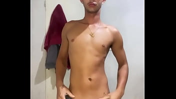 Gui Hot Mostrando A Pika thumbnail