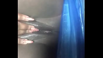 Bbw massages her clit