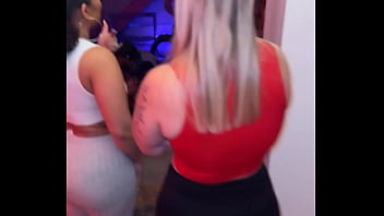 This is labella at 148lbs when i was heavy lifting for those asking i am now 135lbs and although my attitude i