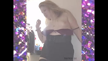 Pics Of Me Flashing My Tits And Fupa thumbnail