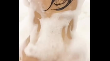 Nalguitas con jabón