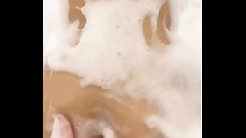 Nalguitas con jabón