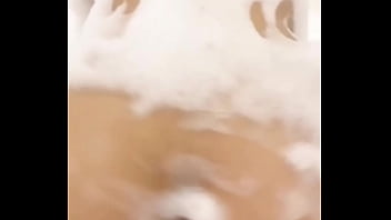 Nalguitas con jabón