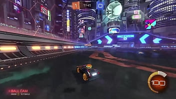 Gorda cachonda jugando videojuegos haciendo cosas cochinas