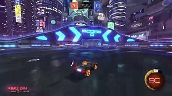 Gorda cachonda jugando videojuegos haciendo cosas cochinas