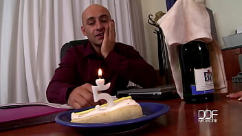 Time to two goddesses get laid by boss