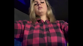 Não acredito nisso quase fui expulso da academia pela minha vestes ficaram com muito tesão vendo meus peitos durinho pulando Não acredito nisso quase fui expulso da academia pela minha vestes ficaram com muito tesão vendo meus peitos durinho pulando