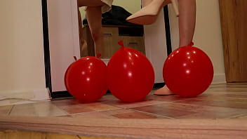 Heels crush balloons crushing heels
