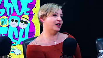 Flagrou dando para outro