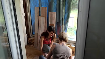 Nos maris ont du s'absenter pour aller chercher du matériel pour les travaux