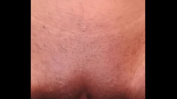 Deixei a bucetinha dela toda melada que vizinha kingofxofficial