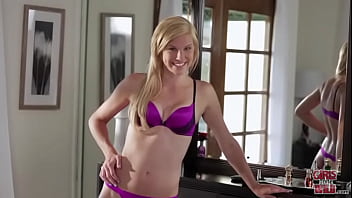 21 year old hannah stewart