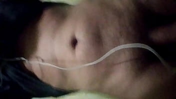 Denisbd яростно мастурбирует