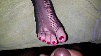 Hot foot cumshot