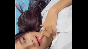 Mejor amiga lame mi coño folla duro y se corre en mis bragas casero real Mejor amiga lame mi coño folla duro y se corre en mis bragas casero real