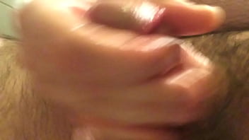 Mein cucki besorgt es sich