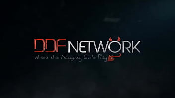 Fucked by a machine new face stuffs her pussy and asshole