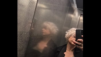 Sexy partout où je vais tu en pense quoi