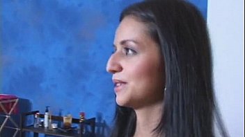 Masseuse enjoys pecker insertion