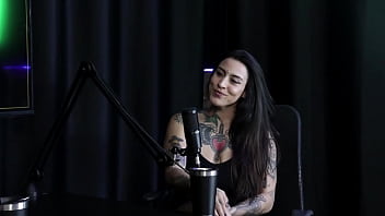 Goza com quase todos os clientes mas não bate muita siririca e depende do pau sua posição favorita é lexi mallet sheer red